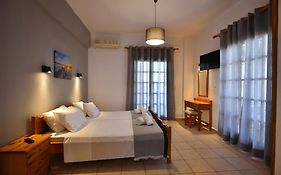 Mari Evans Apartments Crete